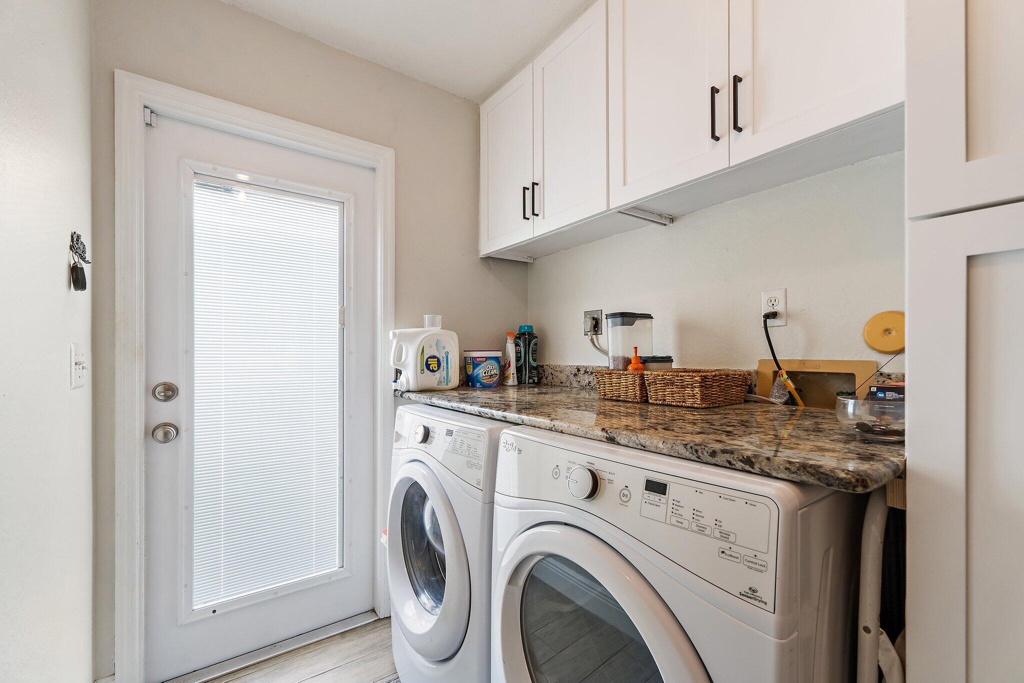 16-41-41~ S 239 FT OF NLY   2490.4 FT OF E 209 FT - Residential