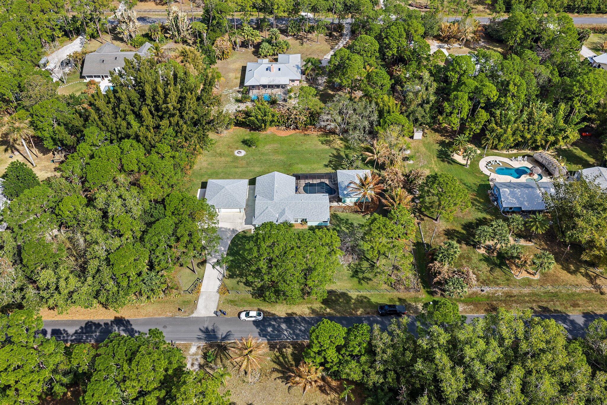 16-41-41~ S 239 FT OF NLY   2490.4 FT OF E 209 FT - Residential