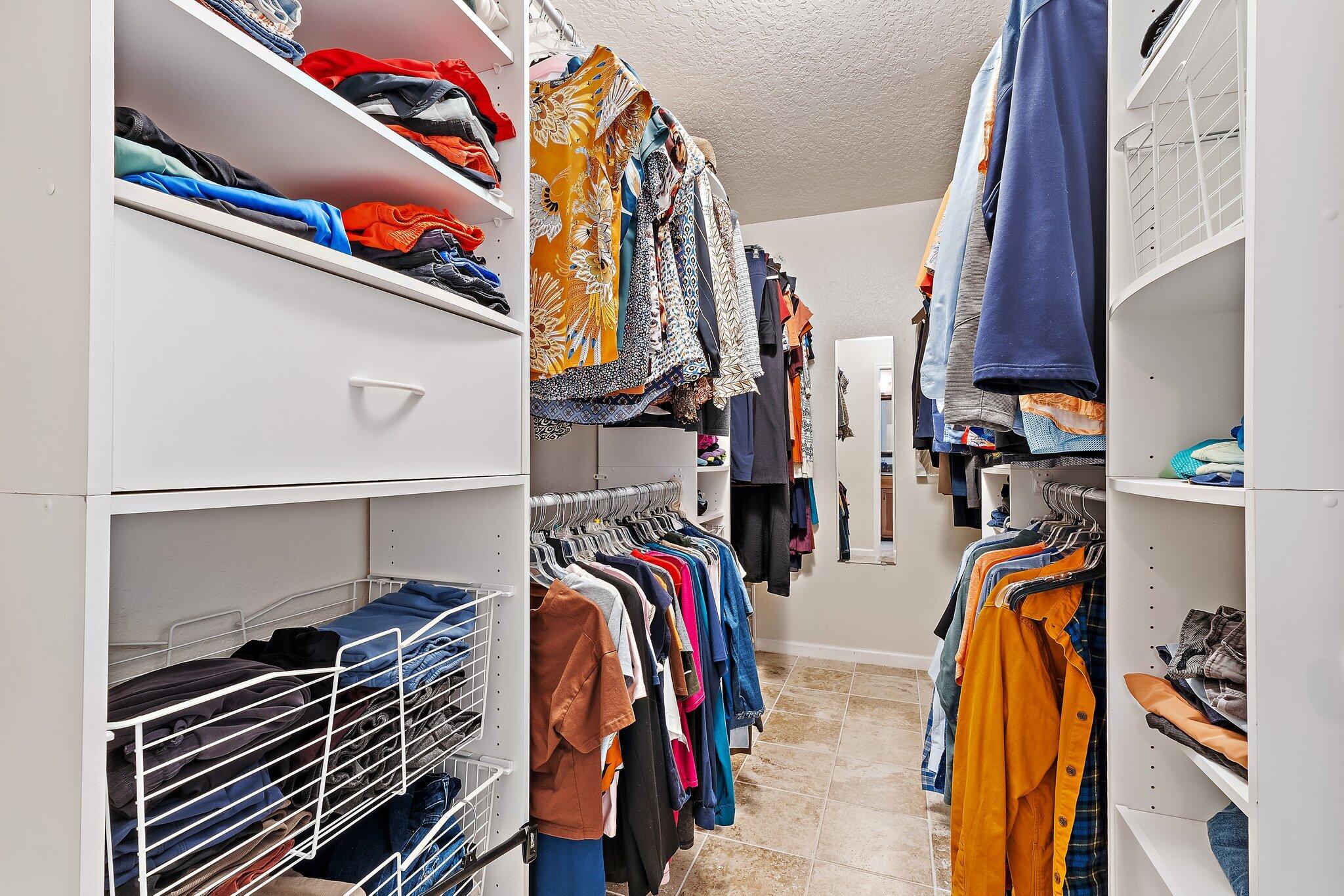 16-41-41~ S 239 FT OF NLY   2490.4 FT OF E 209 FT - Residential