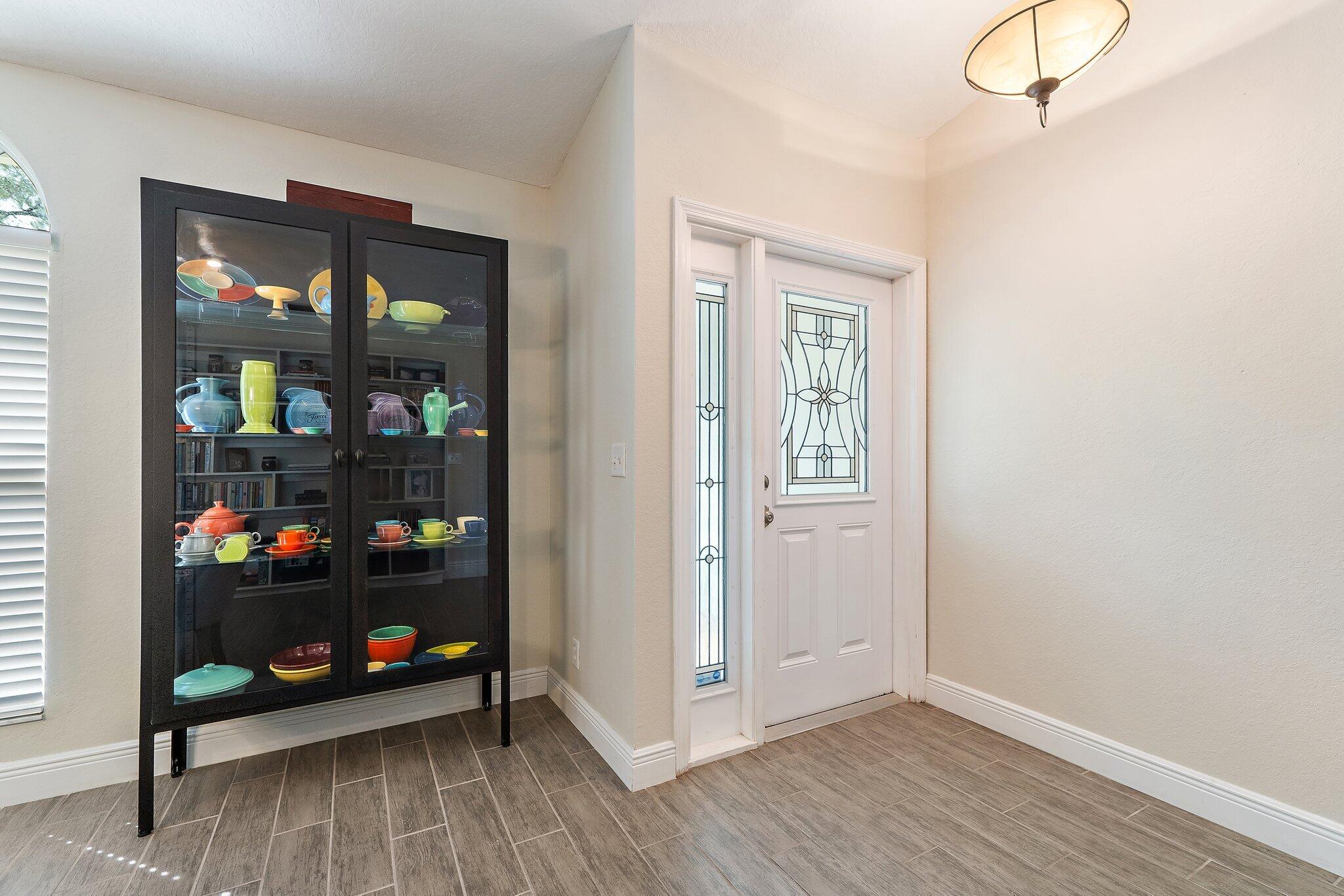 16-41-41~ S 239 FT OF NLY   2490.4 FT OF E 209 FT - Residential