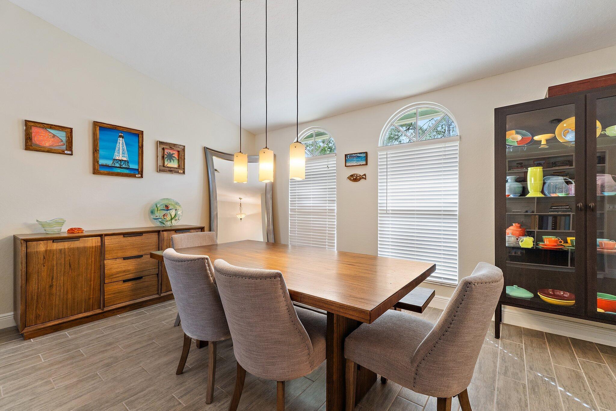 16-41-41~ S 239 FT OF NLY   2490.4 FT OF E 209 FT - Residential