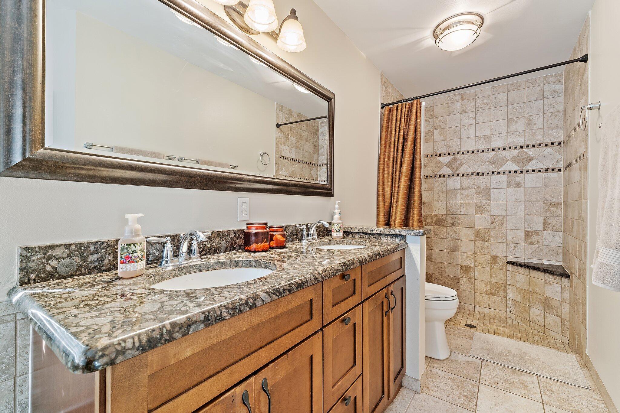 16-41-41~ S 239 FT OF NLY   2490.4 FT OF E 209 FT - Residential