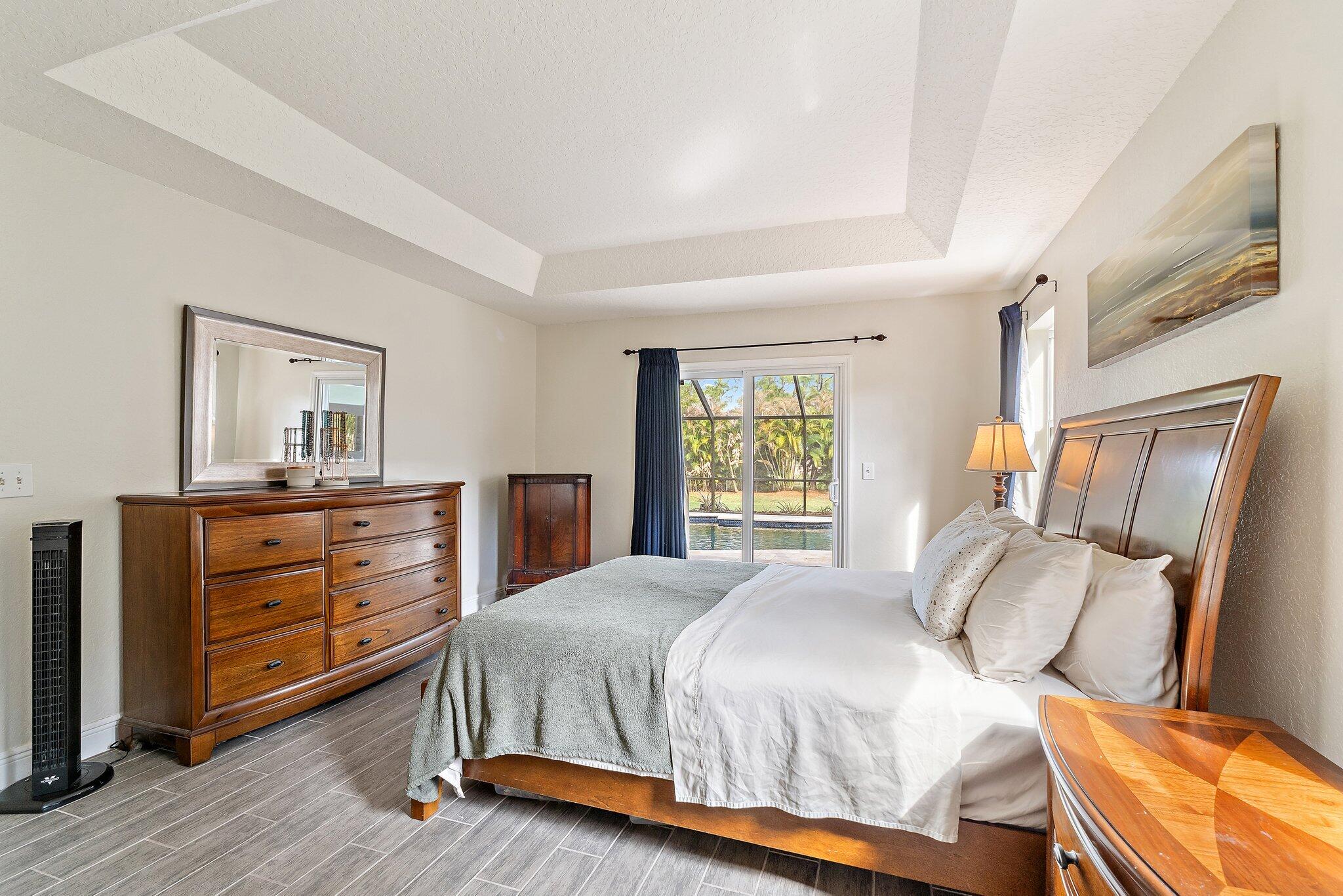 16-41-41~ S 239 FT OF NLY   2490.4 FT OF E 209 FT - Residential