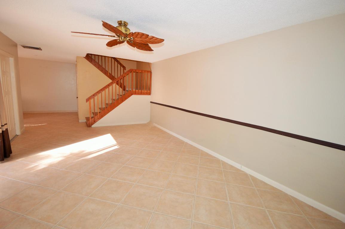 HERITAGE VILLAGE OF P B LAKES - Residential