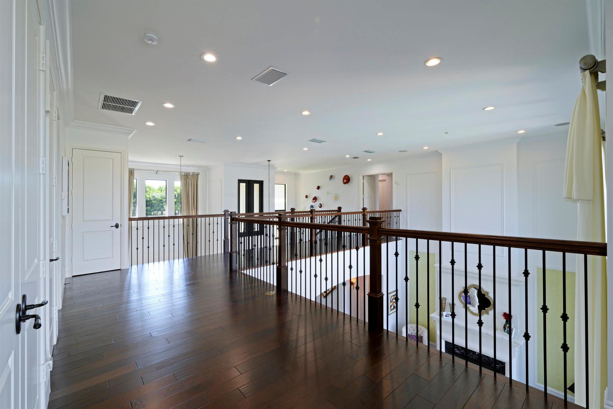 SEMINOLE BEACH - Residential