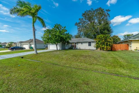 A home in Port St Lucie