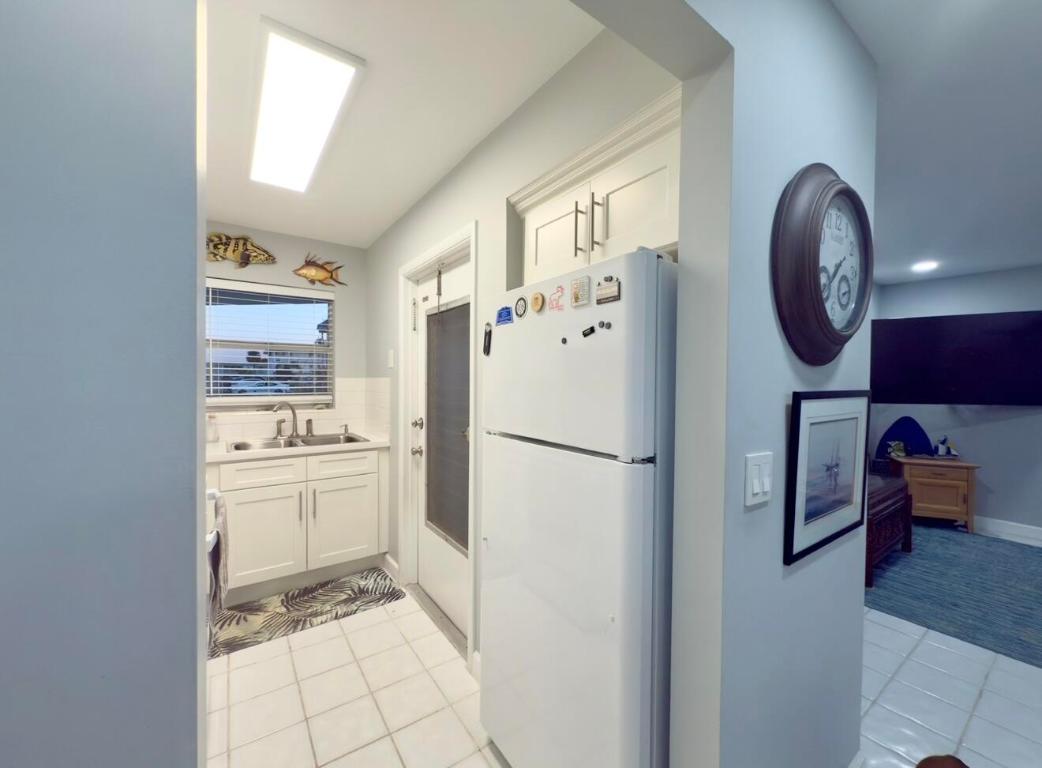 SHORE CLUB APTS B & C CONDO - Residential