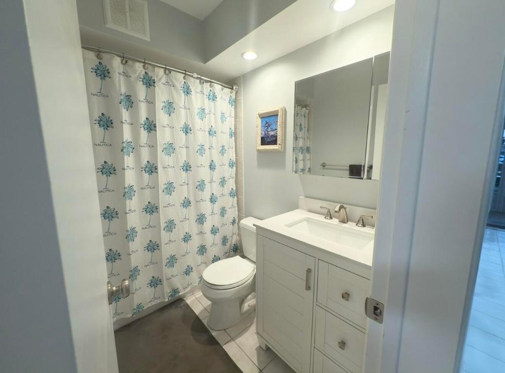 SHORE CLUB APTS B & C CONDO - Residential