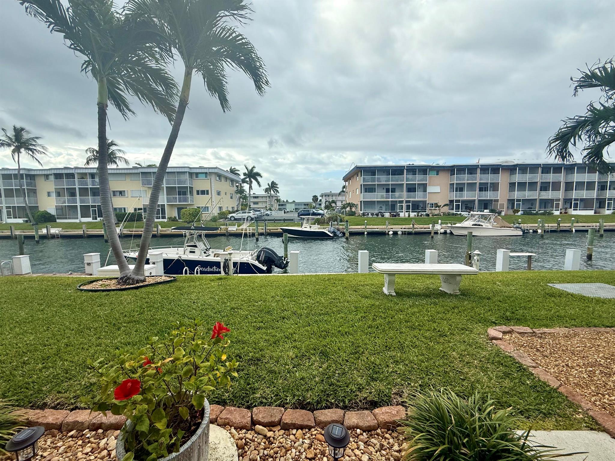 SHORE CLUB APTS B & C CON - Residential