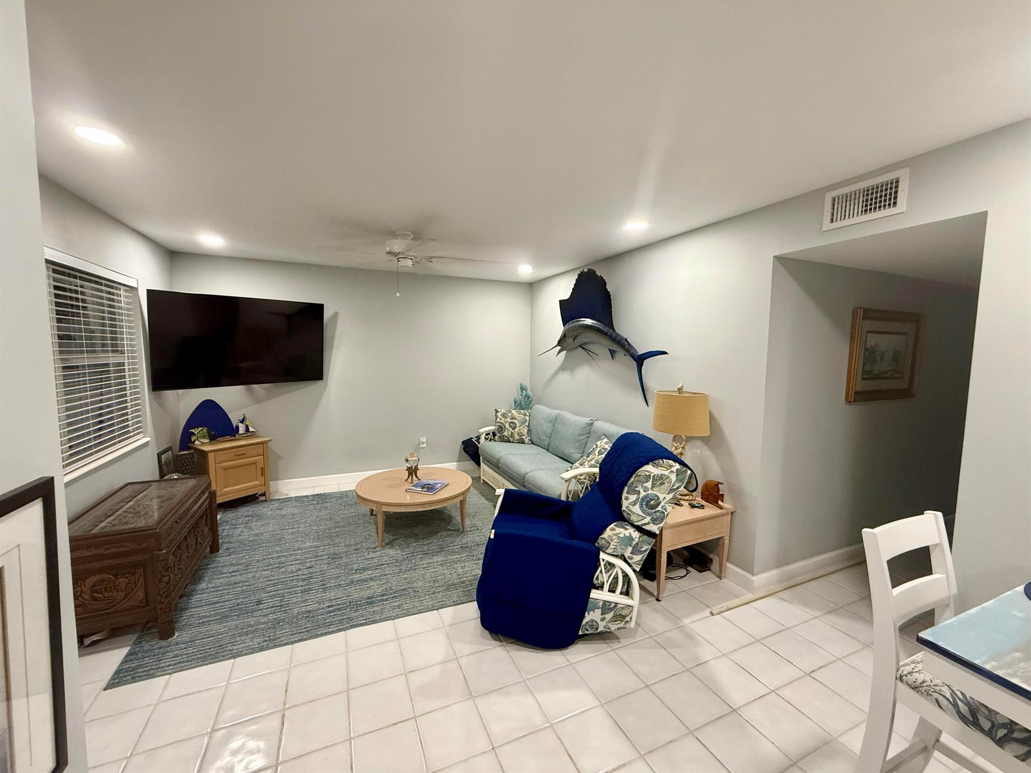 SHORE CLUB APTS B & C CON - Residential