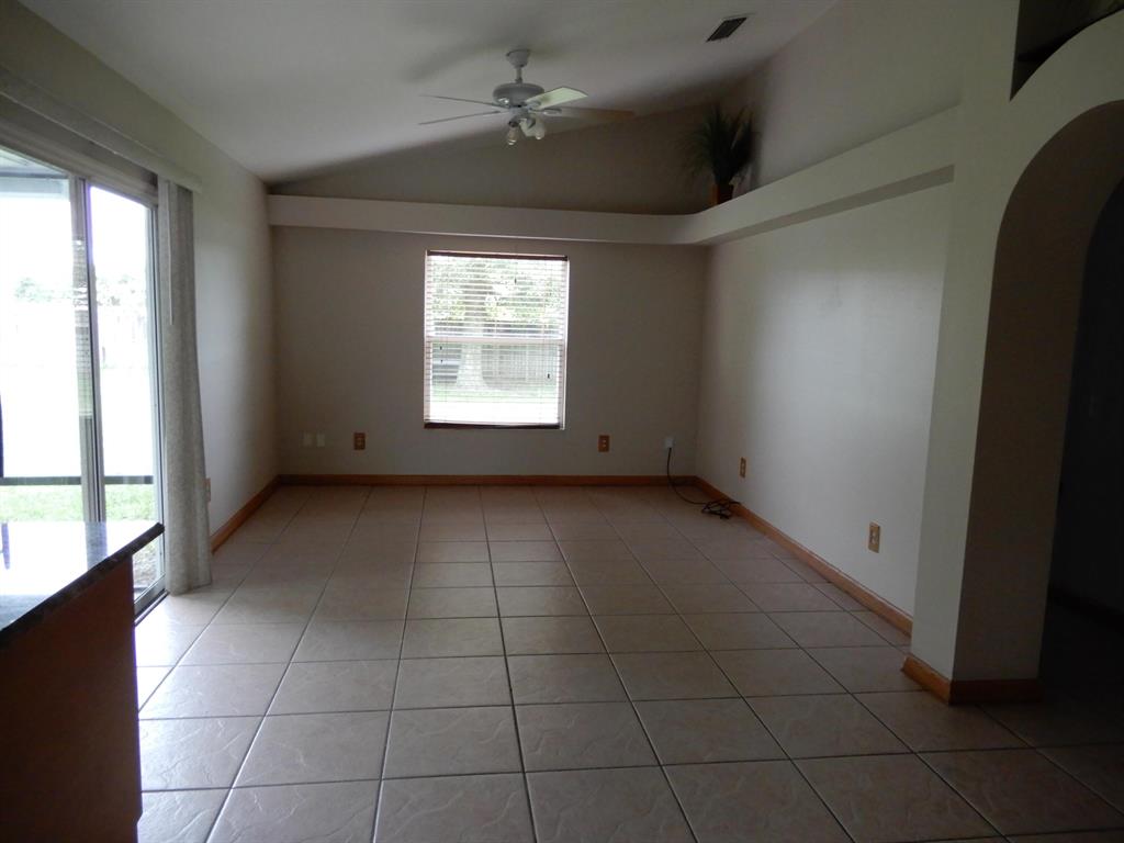 PORT ST LUCIE SECTION 19 - Residential