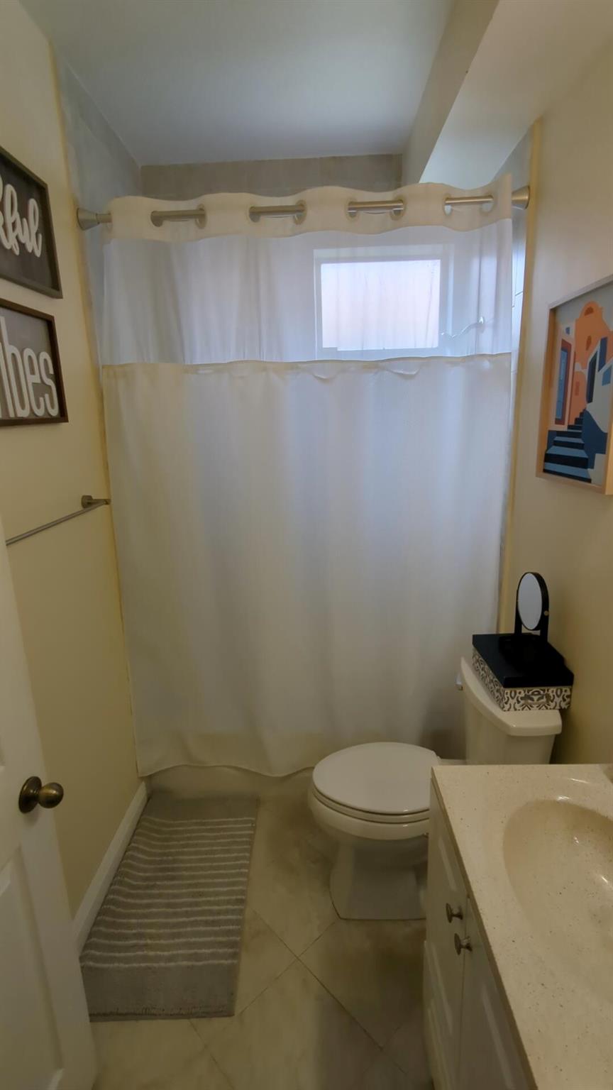 LANDINGS - Residential Lease