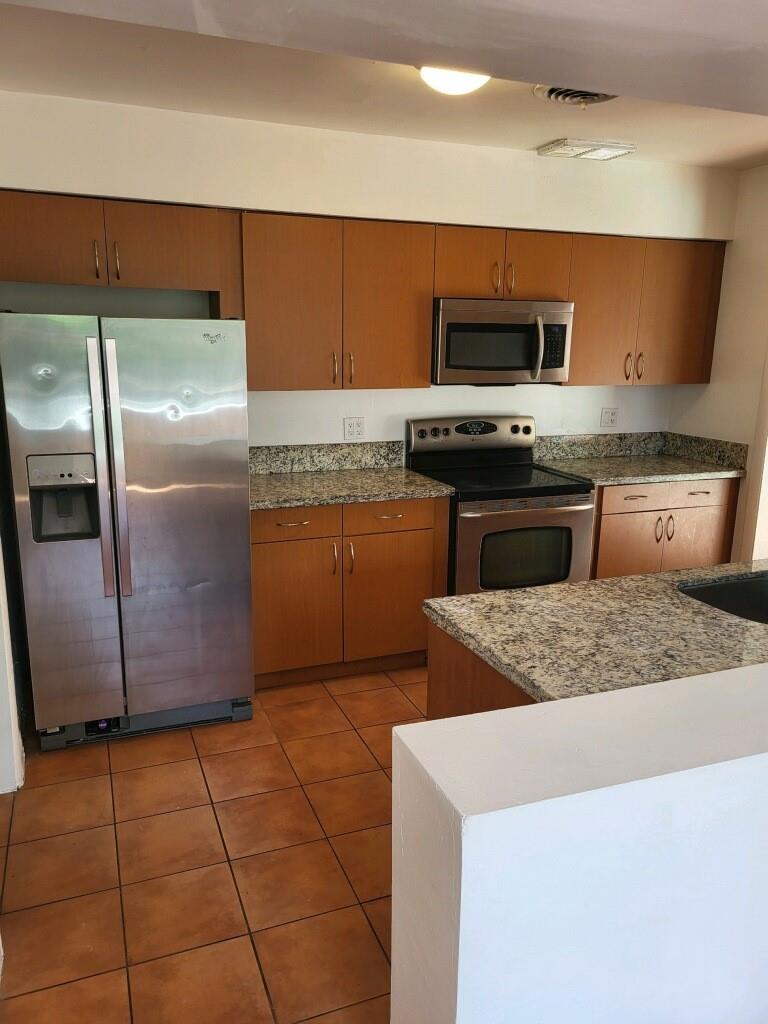 Palmetto Country Club Est - Residential