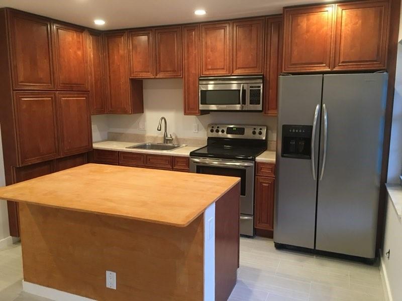 Village Park at Oakland - Residential