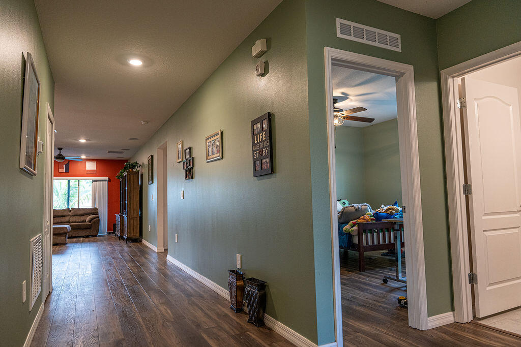 PORT ST LUCIE SECTION 9 - Residential