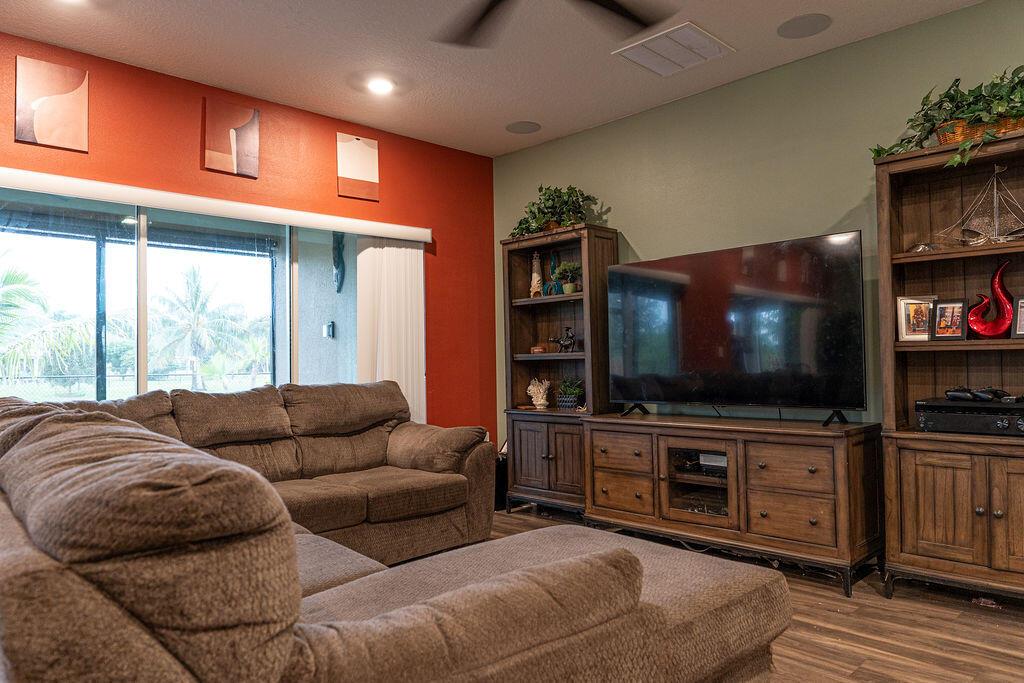 PORT ST LUCIE SECTION 9 - Residential