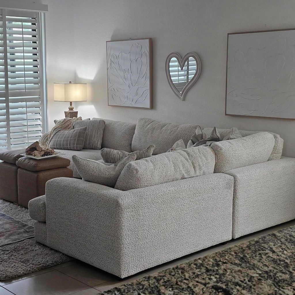 Photo of 232 SE Via Visconti, Port Saint Lucie, FL 34952 (MLS # B26013749)