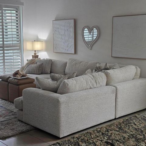 Tiny photo for 232 SE Via Visconti, Port Saint Lucie, FL 34952 (MLS # B26013749)