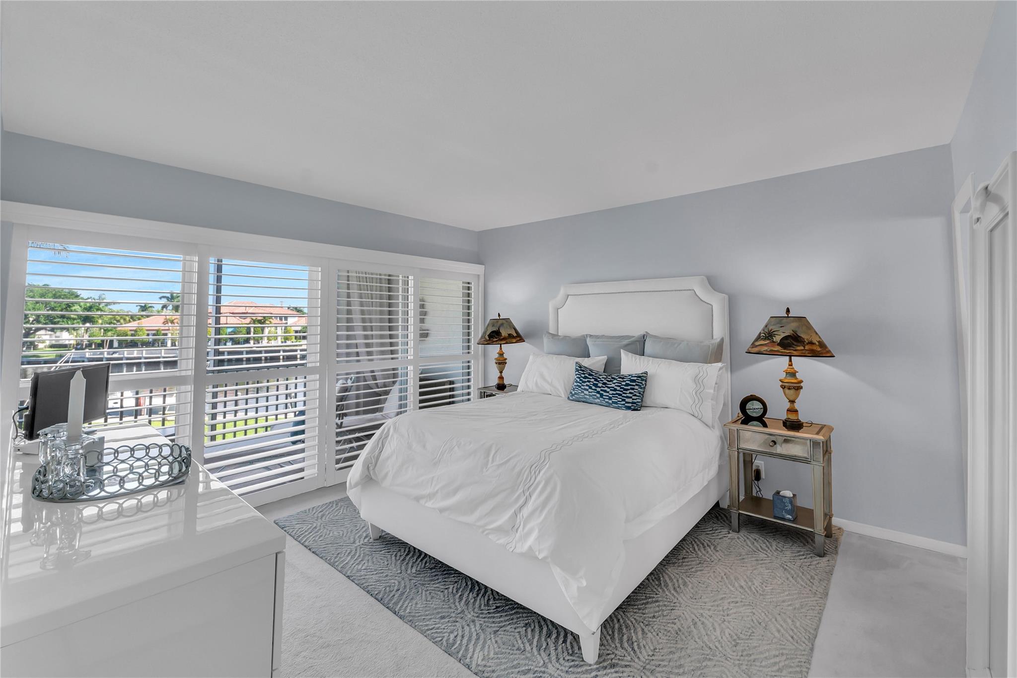 River House Towers - Residential