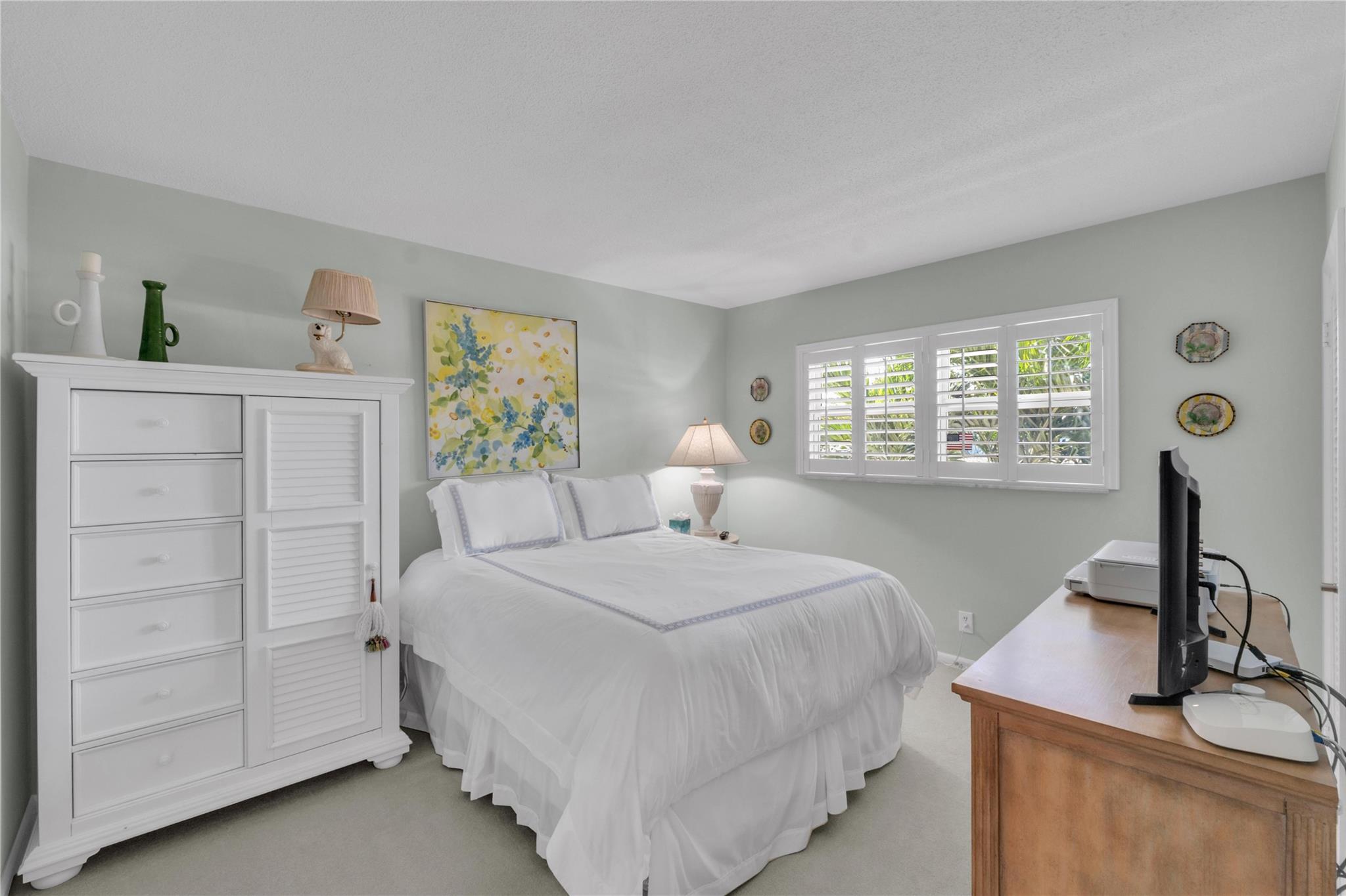 River House Towers - Residential