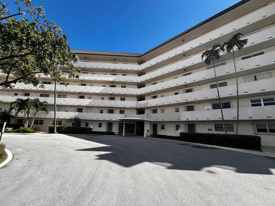 Stunning 2BR/2BA condo on the Intracoastal with no fixed bridges. Enjoy boating convenience with available dockage, plus peace of mind with impact glass throughout. The open floor plan flows seamlessly to an oversized balcony, offering breathtaking waterway views from both the living area and primary suite. Perfect for entertaining, relaxing and watching the boats go by, this residence combines coastal luxury with everyday comfort in one of Florida’s most desirable waterfront settings. Special Assessment is paid in full. Maintenance fee includes water, internet, cable and sewer. 5 short minutes from the beach, restaurants and shops!!