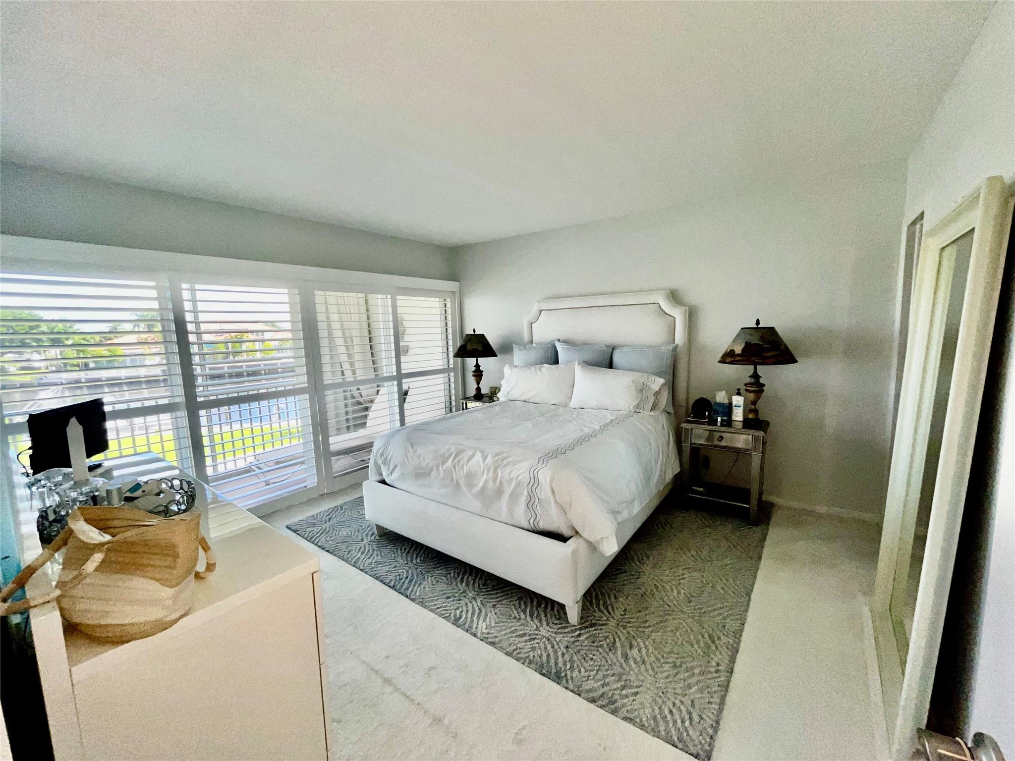 River House Towers - Residential