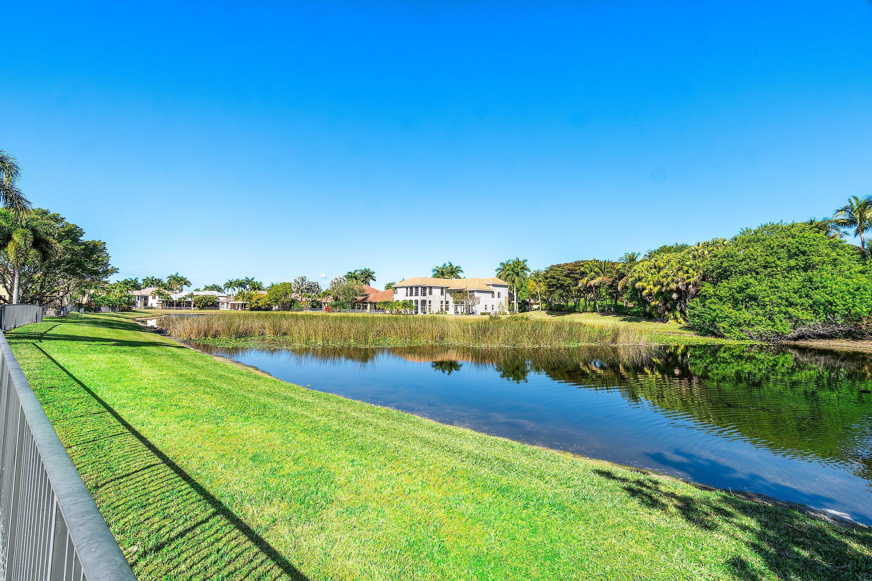 VERSAILLES - Residential