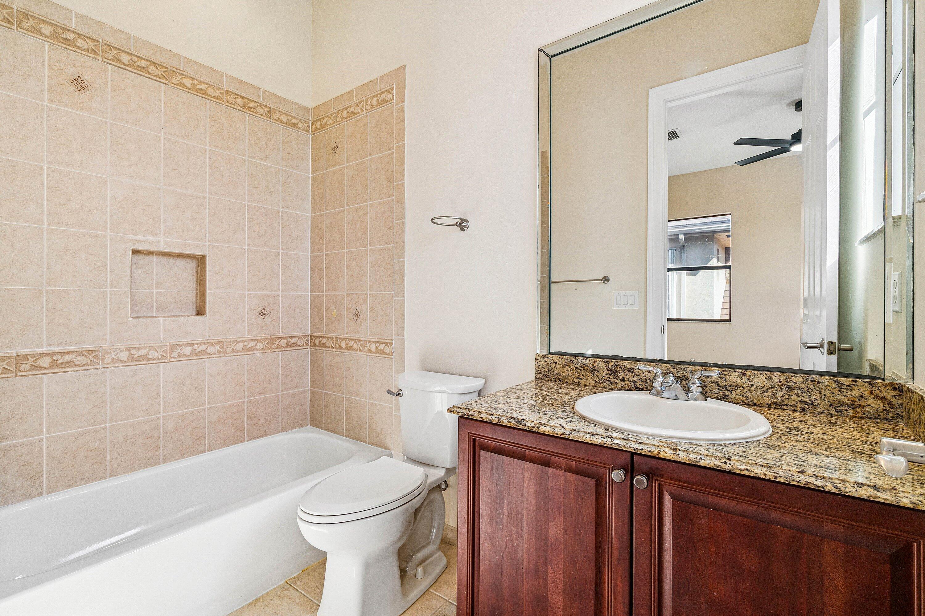 VERSAILLES - Residential