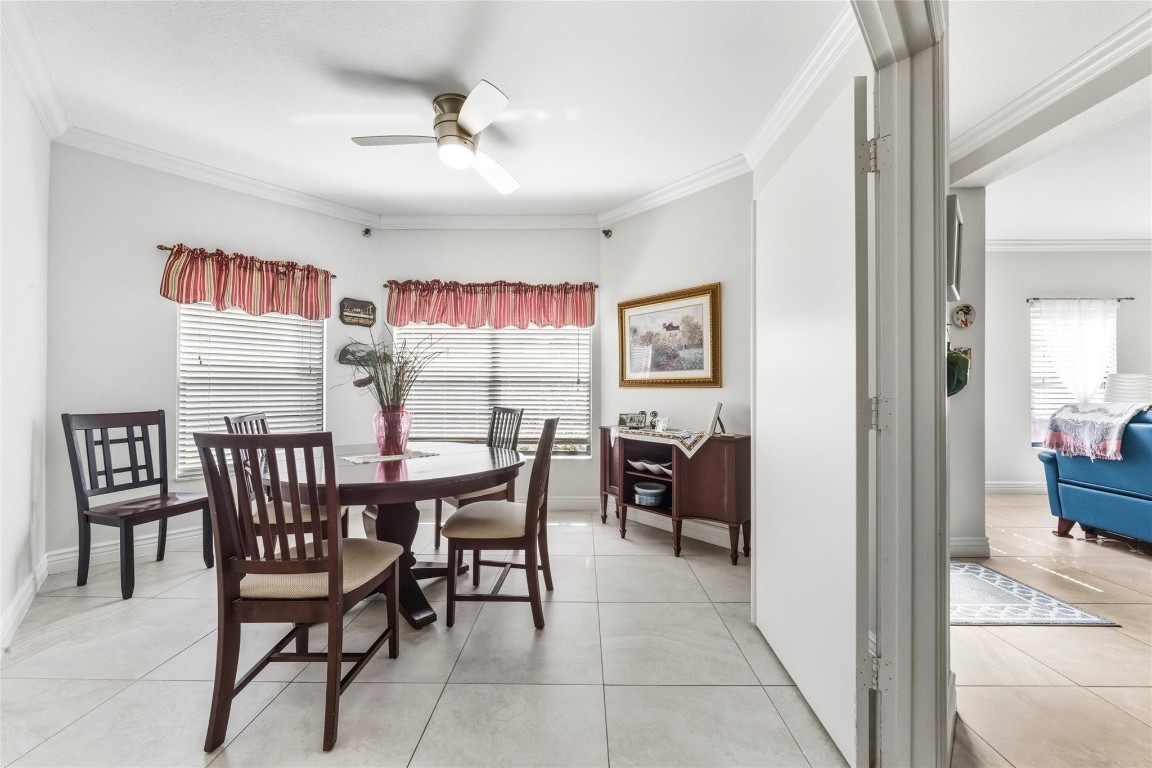 Villa Sonrisa Boca Pointe - Residential