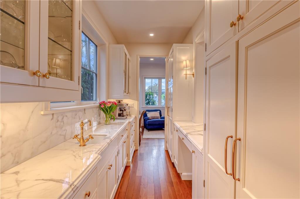 Lauderdale Harbors Sec A - Residential