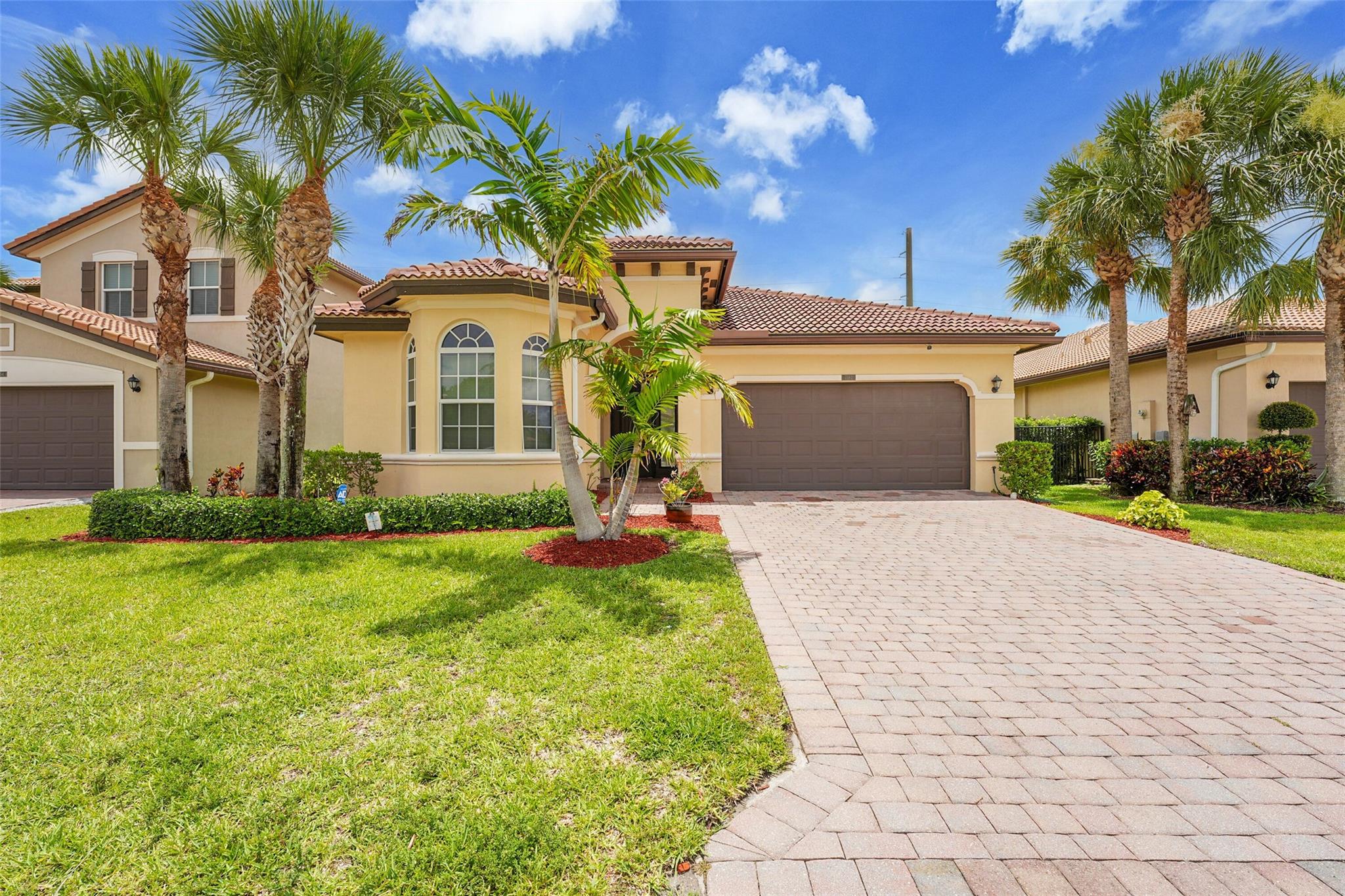 7162 Prudencia Dr