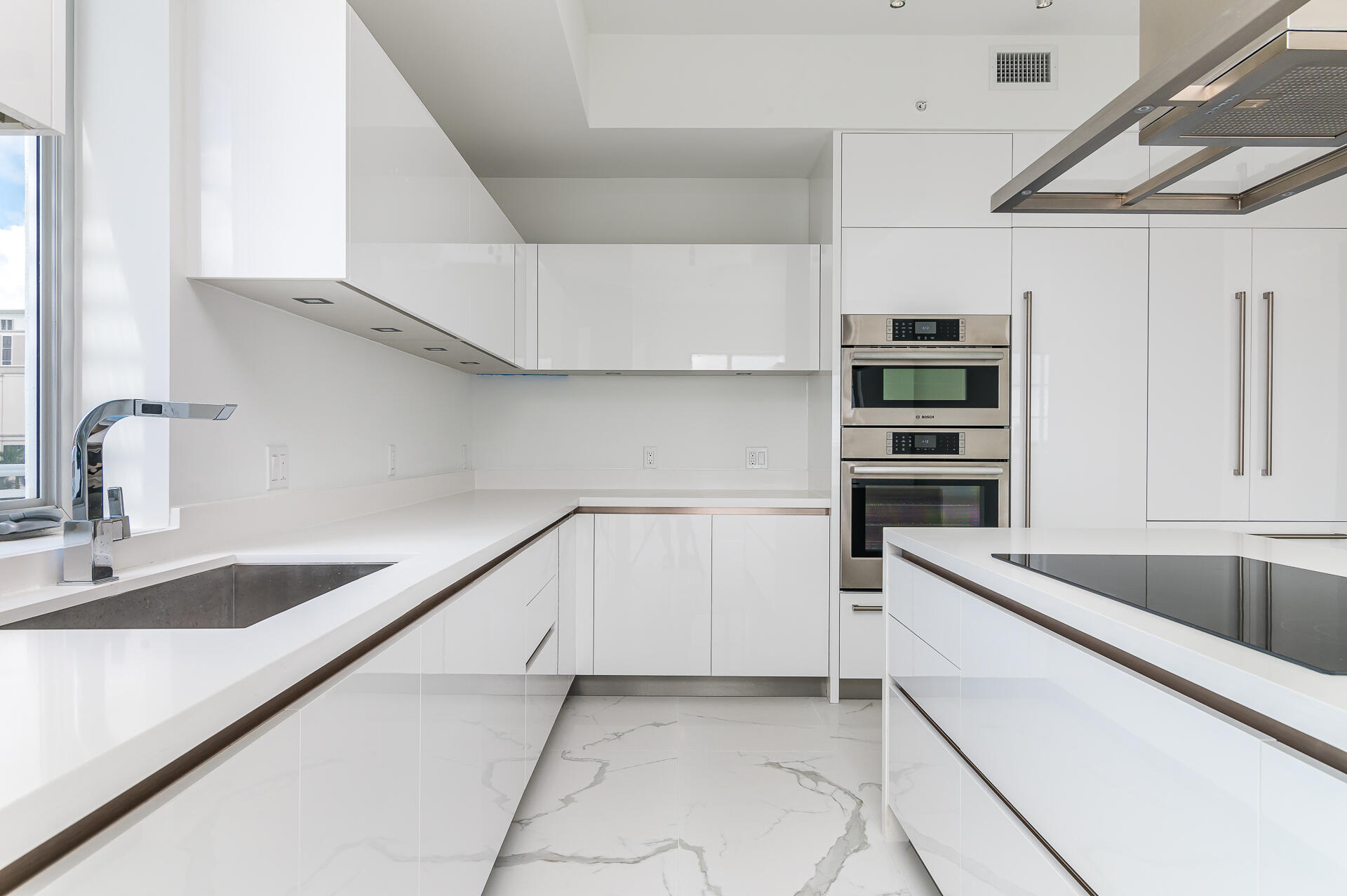 TOWER 155 CONDO - Residential Lease