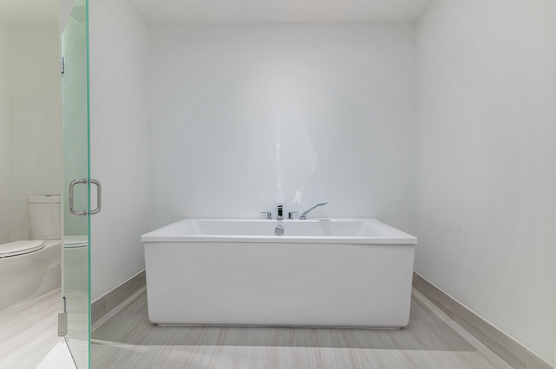 TOWER 155 CONDO - Residential Lease