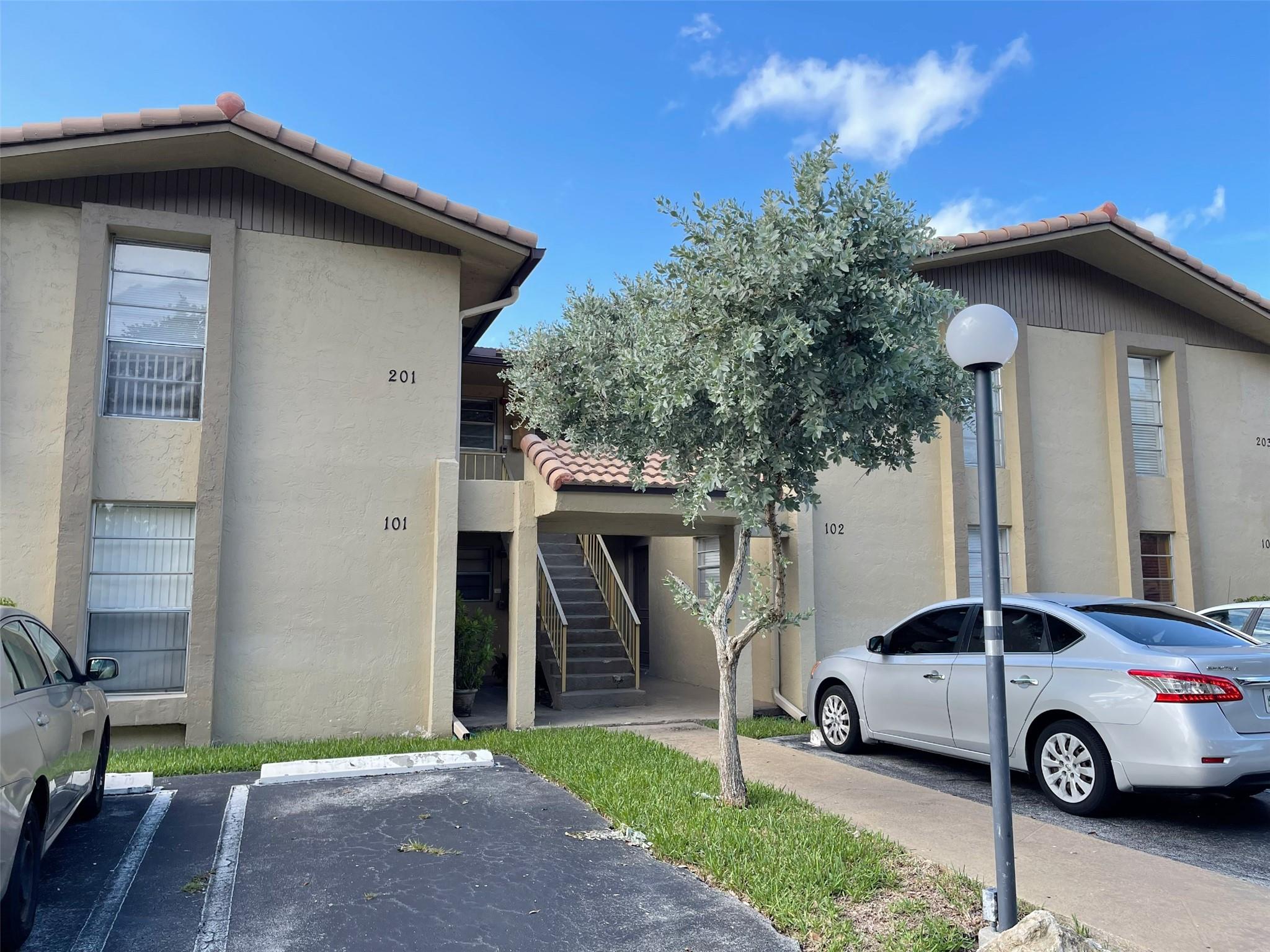 ALL AGES WELCOME IN THIS UPDATED 2 BED/2 BATH CONDO IN BEAUTIFUL CORAL SPRINGS. NEAR STORES, RESTAURANTS, ETC...FEATURES NEWER APPLIANCES, W/D IN UNIT, TILED FLOORS THROUGHOUT, COMMUNITY POOL