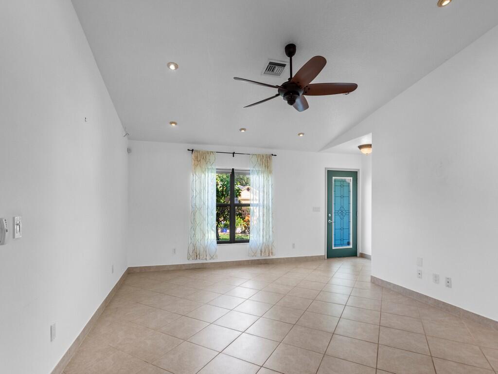 Photo 6 of 52 of 425 Joy Haven Drive house