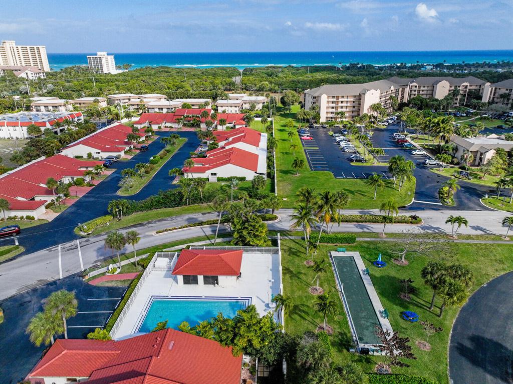 SEA PALMS - Residential