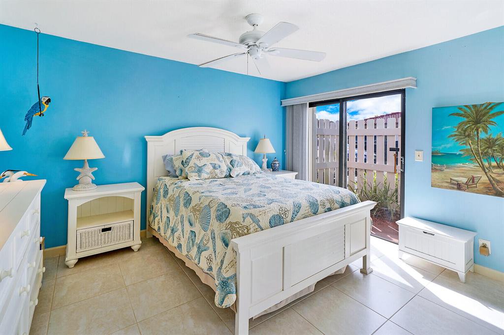 SEA PALMS - Residential