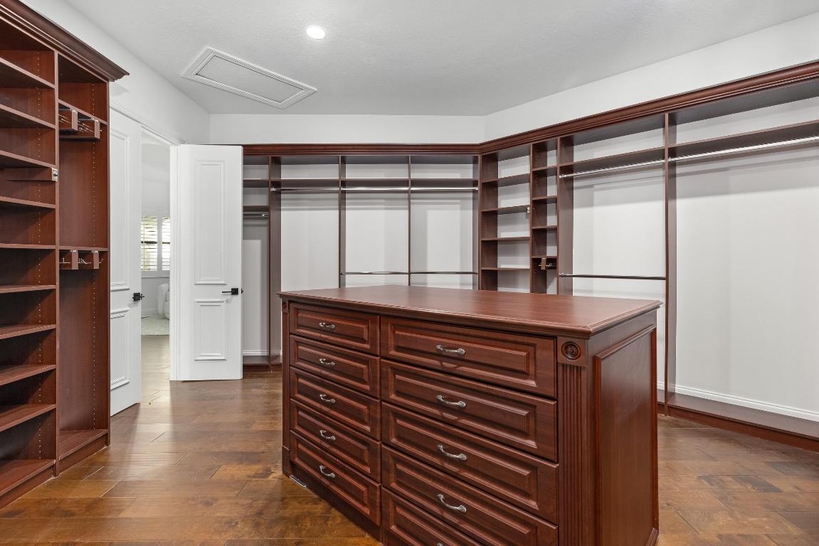 The Oaks - Residential