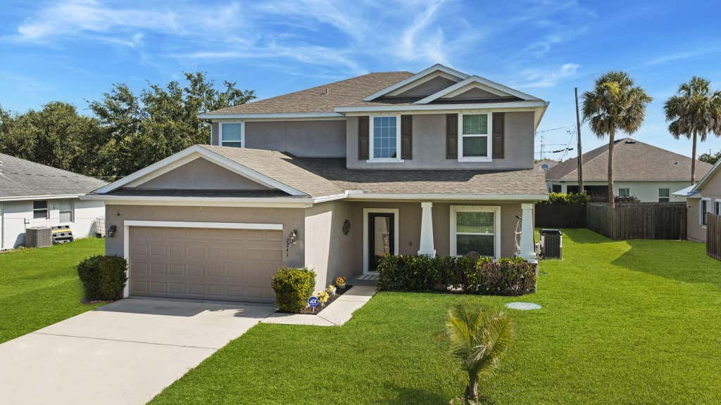 Photo of 2241 SW Abalon Circle, Port Saint Lucie, FL 34953 (MLS # B26045975)