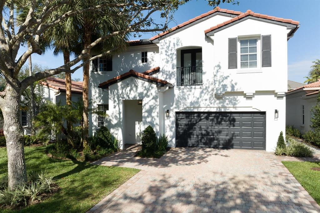 Photo of 721 Bocce Court, Palm Beach Gardens, FL 33410 (MLS # R10864143)