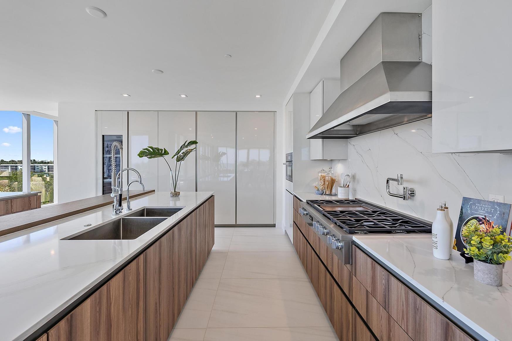 SEAGLASS CONDO - Residential