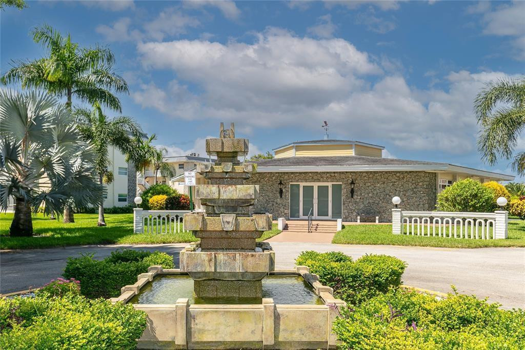 FAIRFAX HALL - Residential