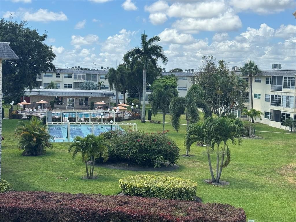 FAIRFAX HALL - Residential