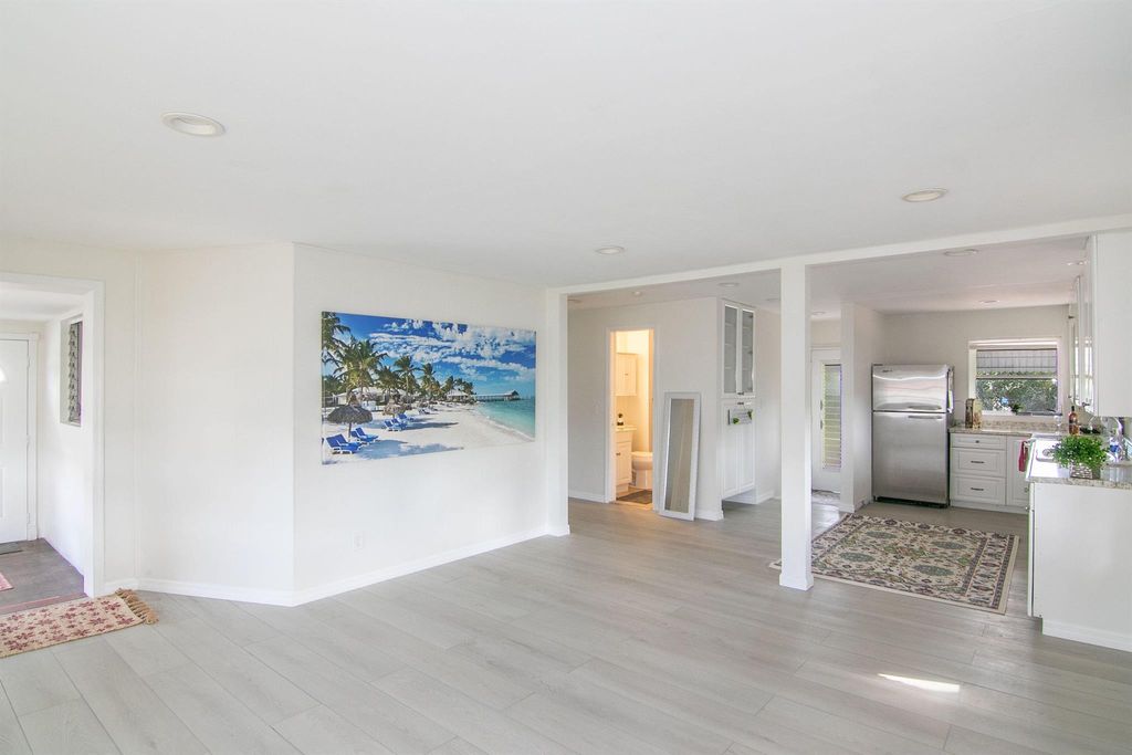 Photo of 422 N Broadway, Lantana, FL 33462 (MLS # R11050203)