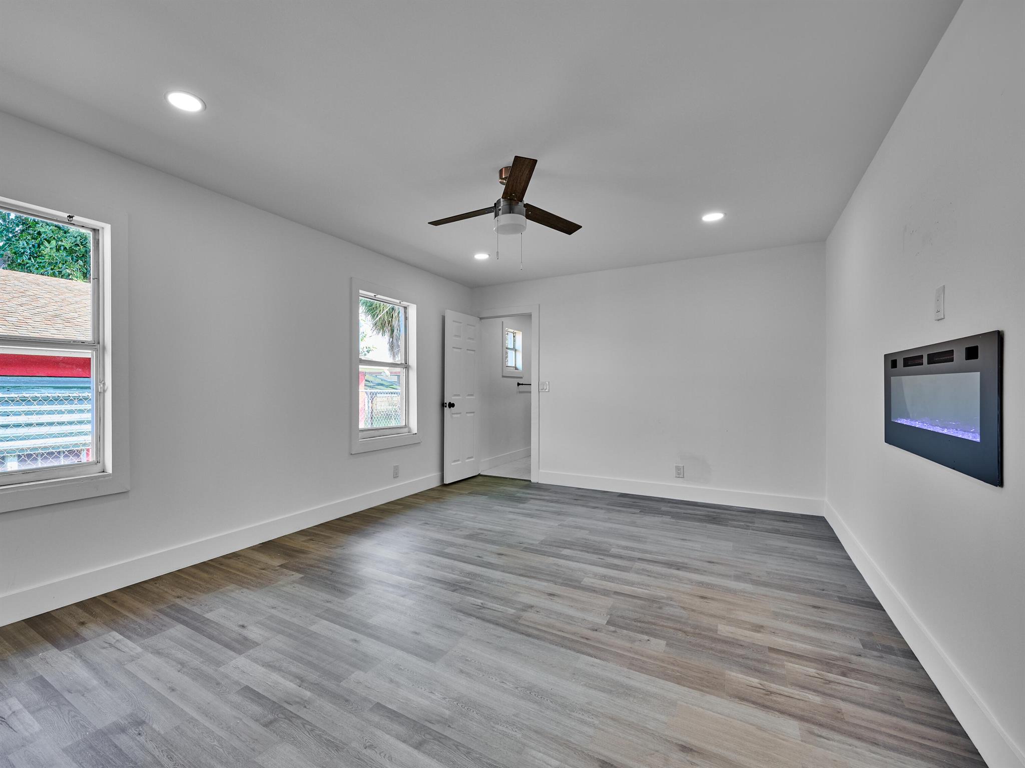 KELLY ADD - Residential