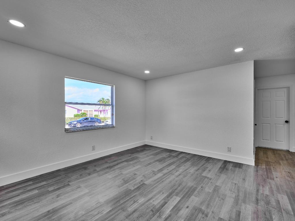 KELLY ADD - Residential