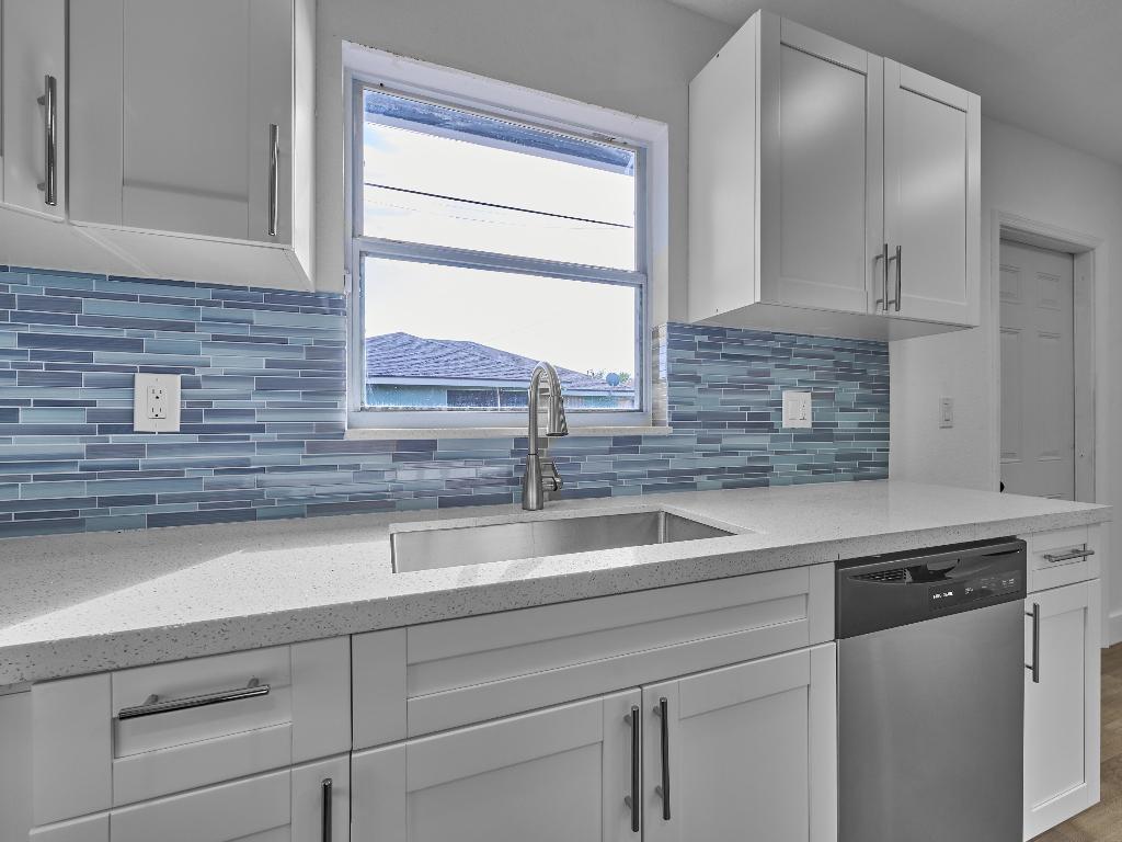 KELLY ADD - Residential