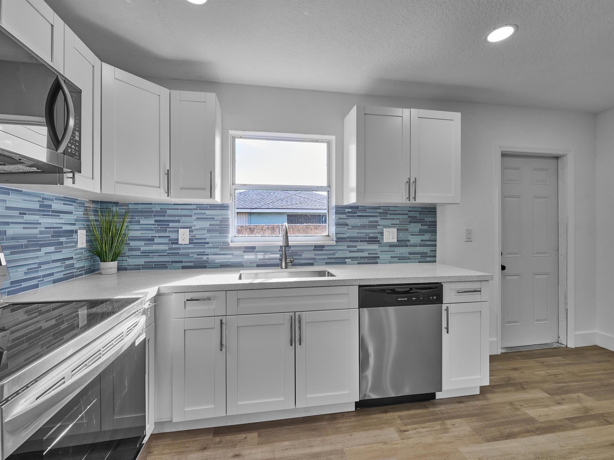 KELLY ADD - Residential