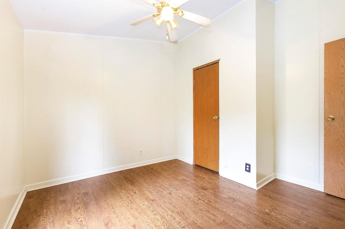 LAKE TROPICANA RANCHETTES - Residential