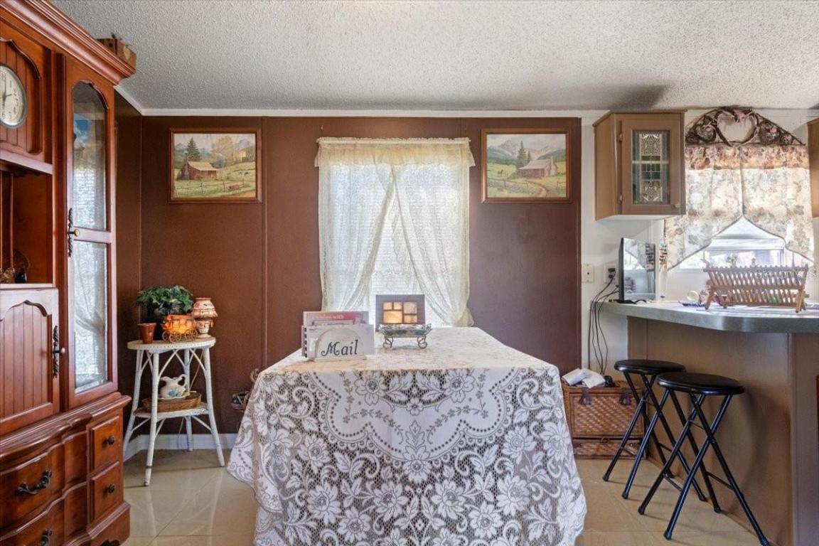 LAKE TROPICANA RANCHETTES - Residential